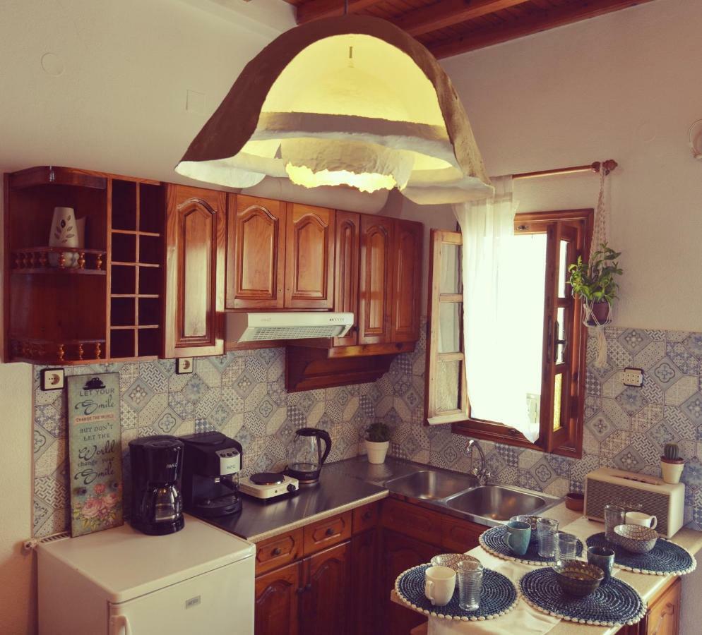 Bright & Relaxing Loft With Attic Room In The Heart Of Mykonos City Mykonos Town Exterior foto